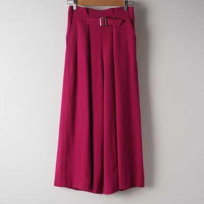 ポイントベルト付きフレアパンツ