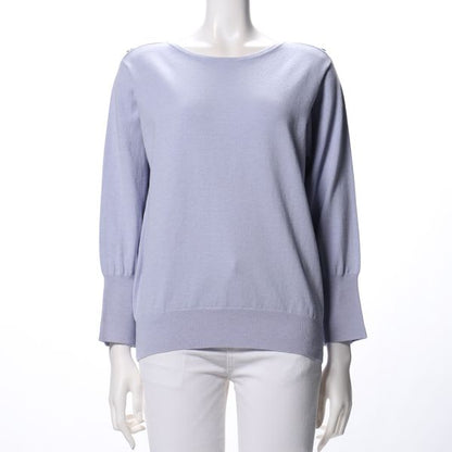 両肩ボタンニット