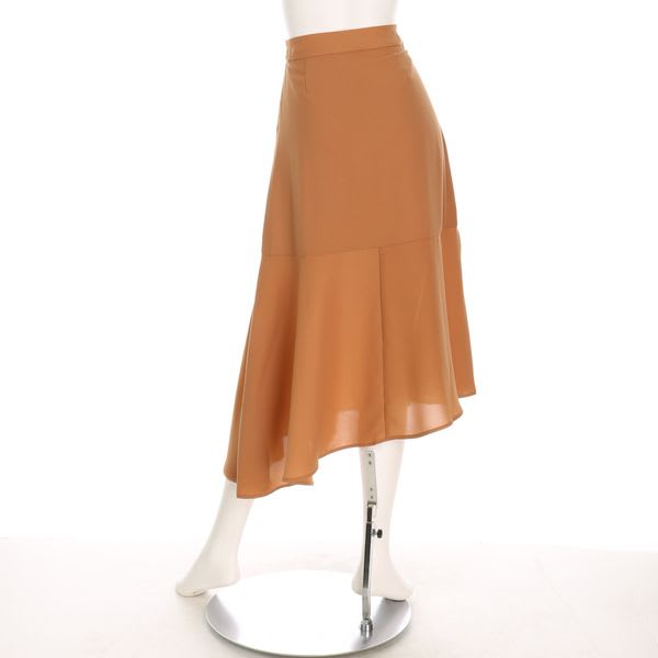 アシンメトリーデザインフレアスカート