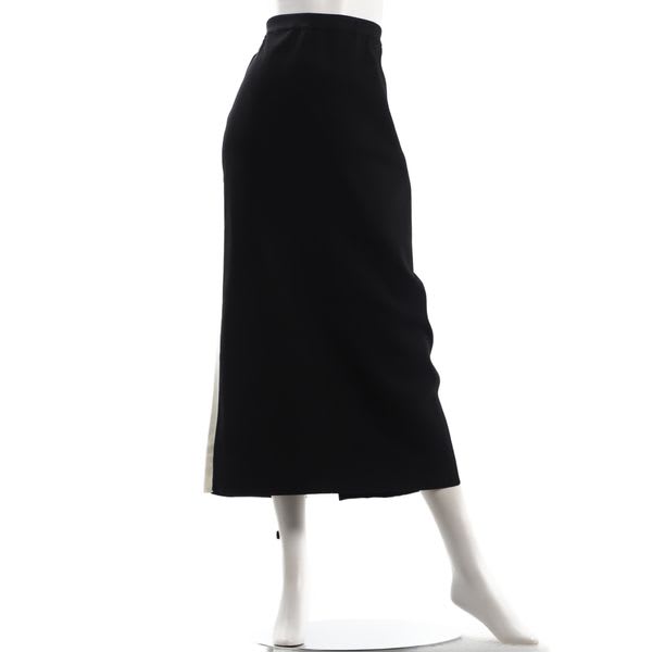 配色ライン入りニットスカート