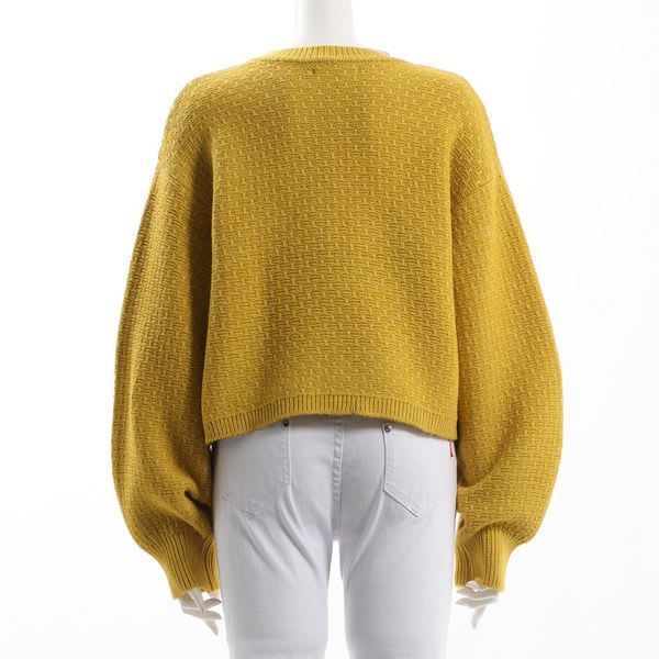 ボリュームスリーブクルーネックニット