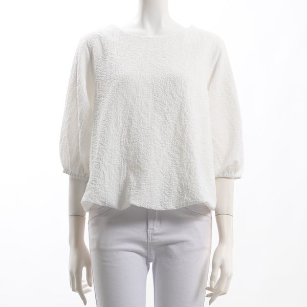 ボリュームスリーブラウンドネックブラウス