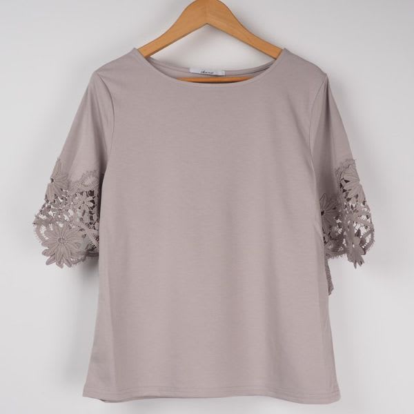 袖レースカットソー