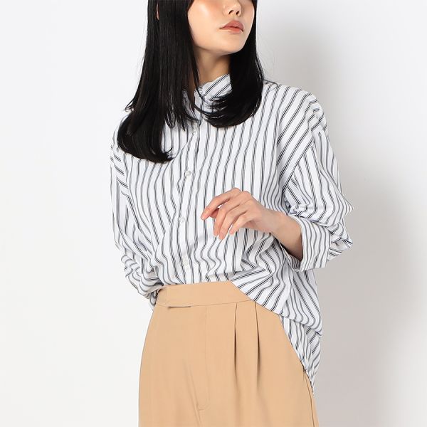 ストライプ柄シャツ