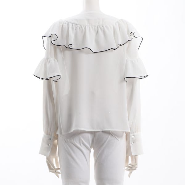 透け感ラッフルスリーブフロントボタンブラウス