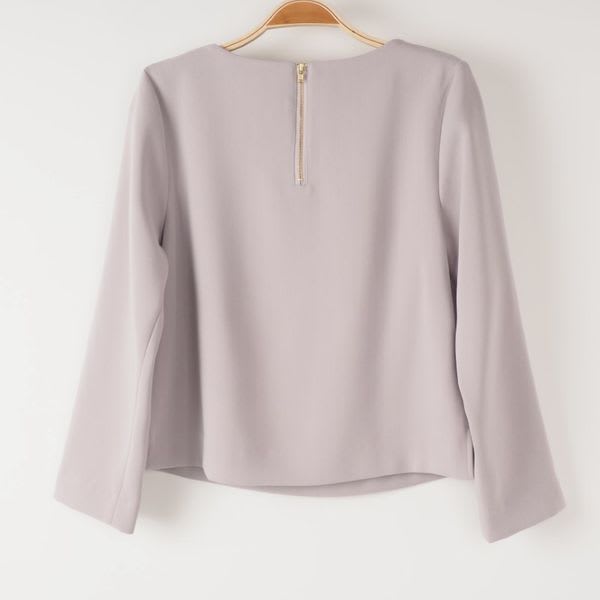 ダブルポケットデザインブラウス