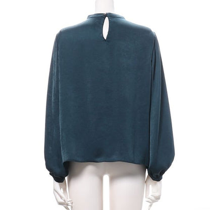 ギャザー付きスタンドカラーブラウス