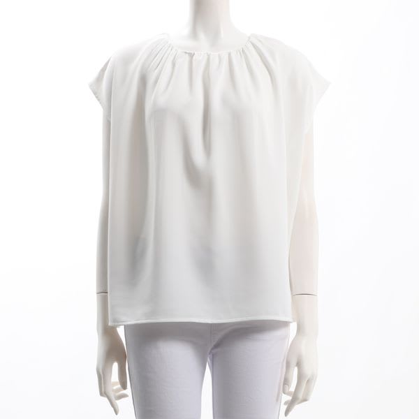 ギャザーネックブラウス