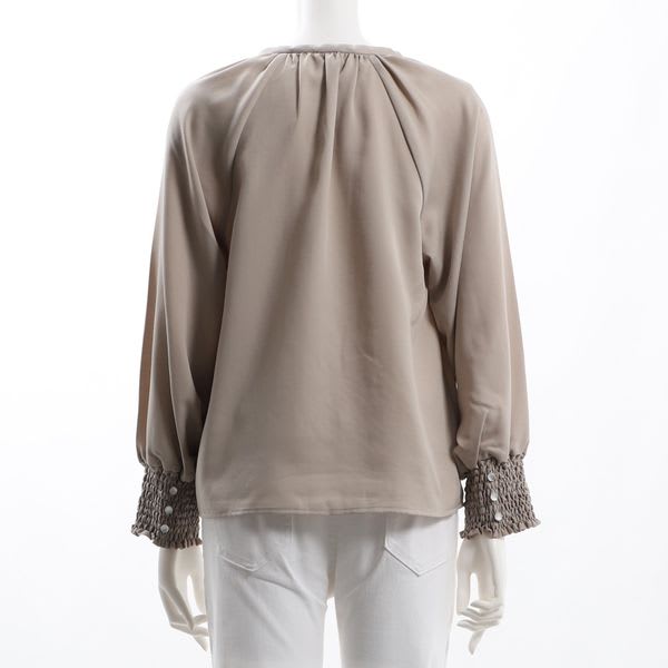 シャーリングギャザーネックブラウス