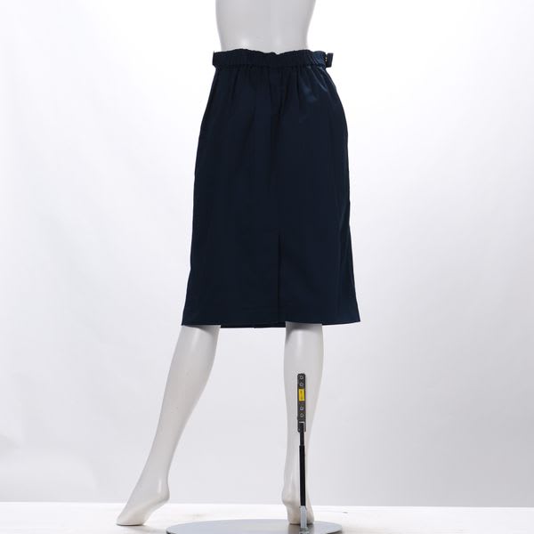 サイドデザインポケット付きセミタイトスカート