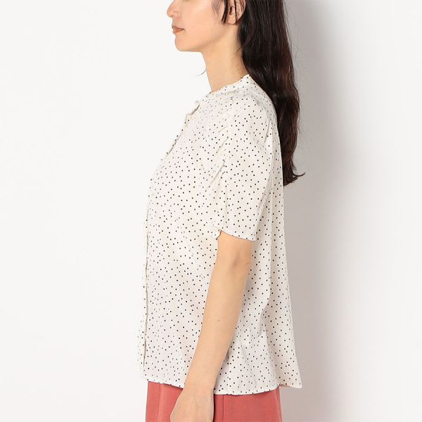 ドットプリントパフスリーブブラウス