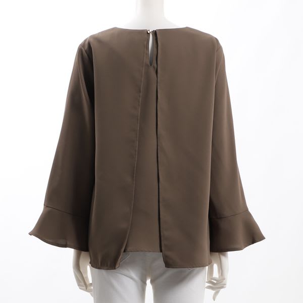 バックデザインフレアスリーブブラウス