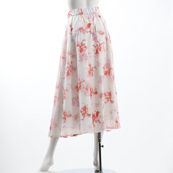 花柄フレアスカート