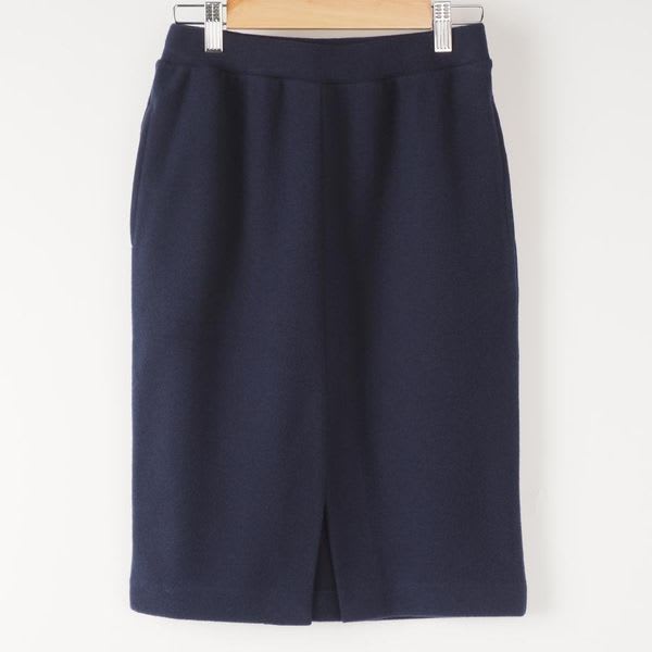 起毛スリット入りタイトスカート