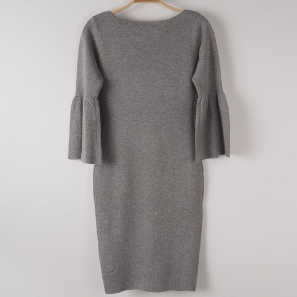 タックフレア袖ワンピース