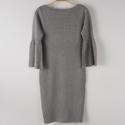 タックフレア袖ワンピース