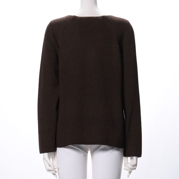 Vネックリブニット