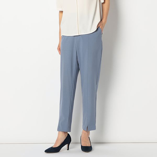 フロントスリットテーパードパンツ