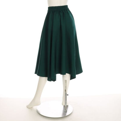 エステルアムンゼンハンカチーフヘムスカート