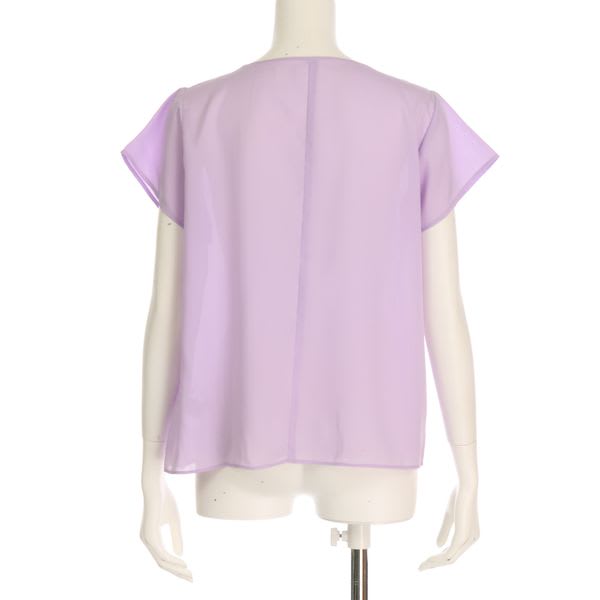 フロントフリルデザインブラウス