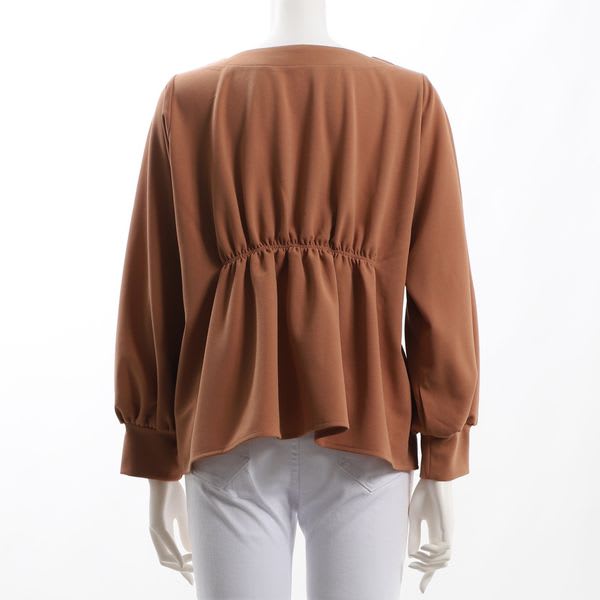 フロントタックバックギャザーカットソー