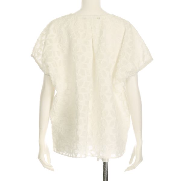 花柄レースVネックブラウス