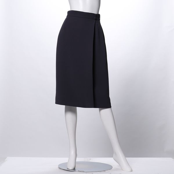 ラップ風タイトスカート