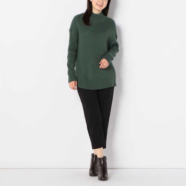 ウエストボタンデザインテーパードパンツ