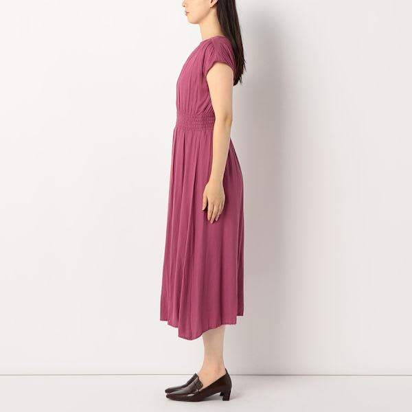 フロントボタンデザインギャザーワンピース