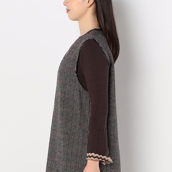 フレアスリーブニット