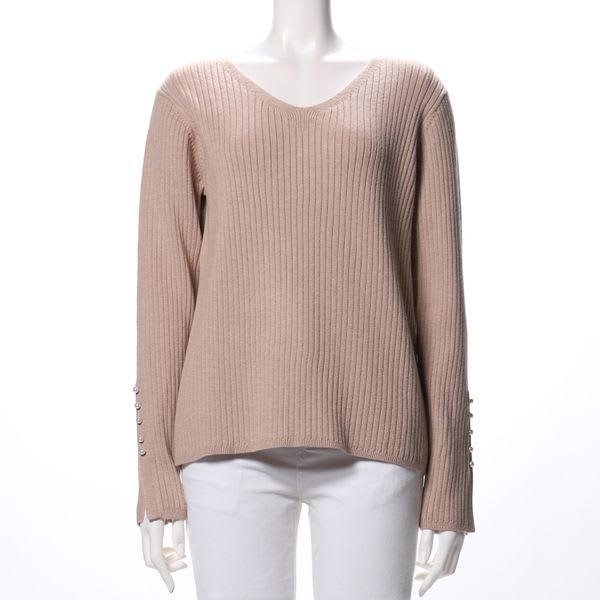 パールボタンVネックニット