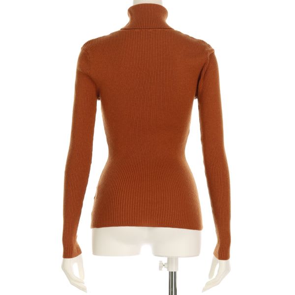 タートルネックリブニットプルオーバー