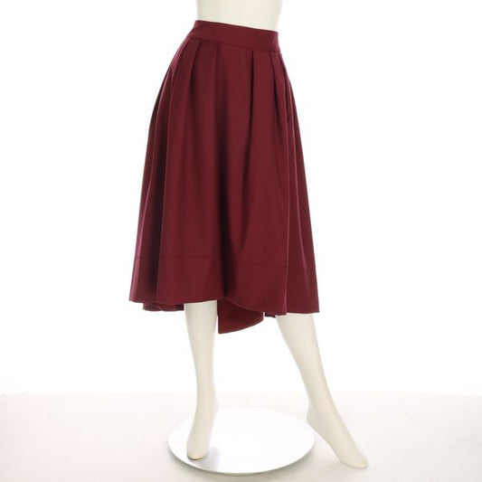 タック入りフィッシュテールスカート