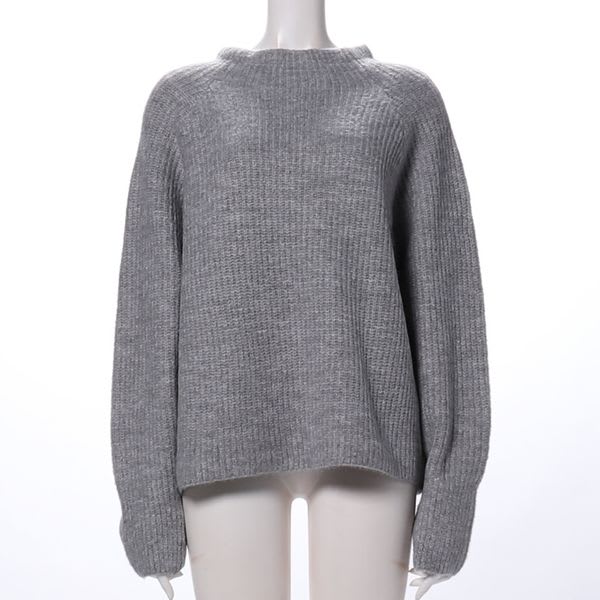 ゆったりシルエットニット