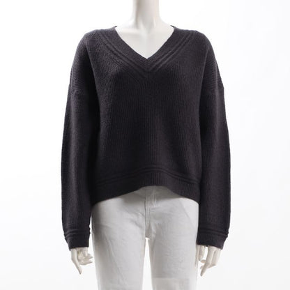 ピンタックVネックニット