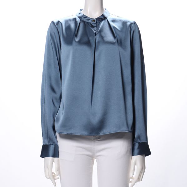 バンドカラータックブラウス