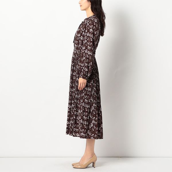 ボウタイプリーツ小花柄ワンピース