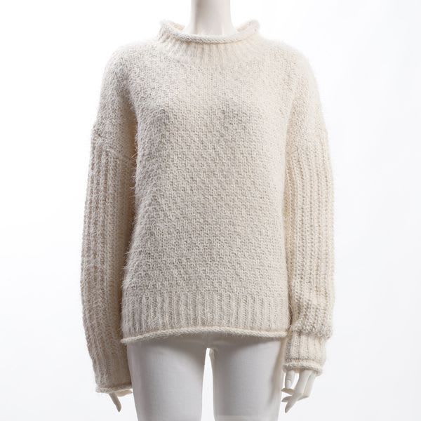 ドロップショルダーオフネックニット