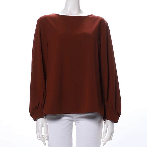 バックボタンブラウス