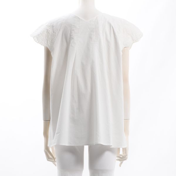 刺繍入りケープブラウス