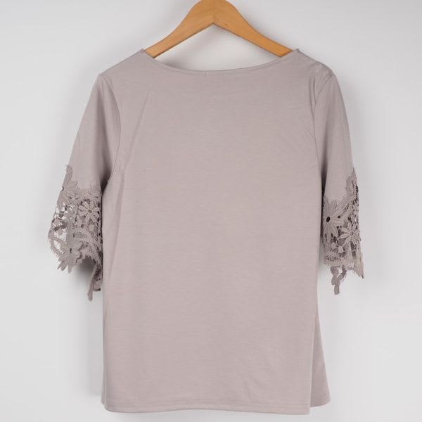 袖レースカットソー