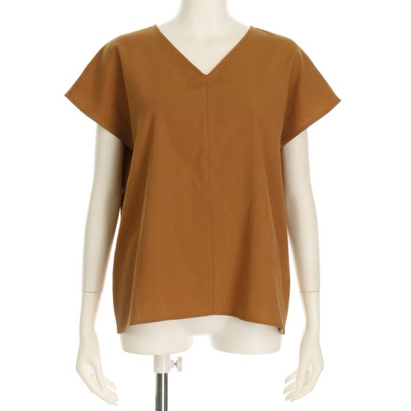 バックデザインブラウス