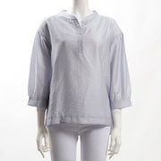 オープンフロントネックブラウス
