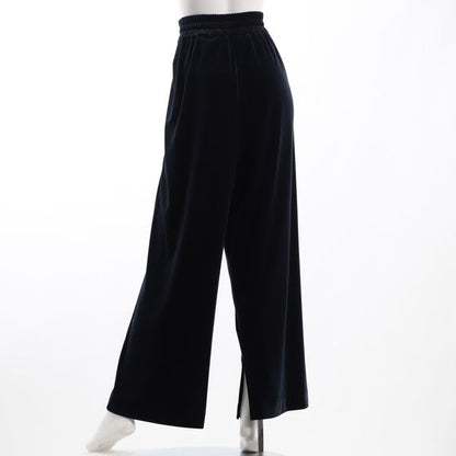 柔らかいベロアストレッチパンツ
