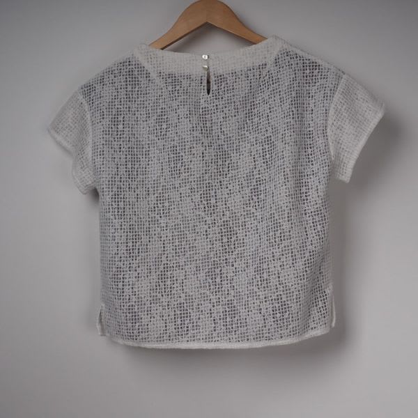 透け感ボックスシルエットブラウス