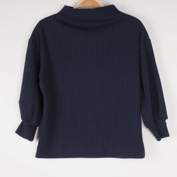 ボトルネックリブカットソー
