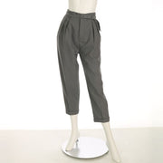 共布ベルト付きテーパードパンツ