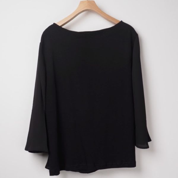 アシンメトリータックブラウス