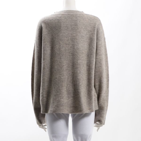 ドロップショルダークルーネックニット