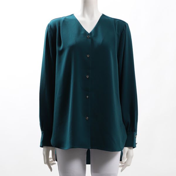 ショルダータックデザイン前開きブラウス